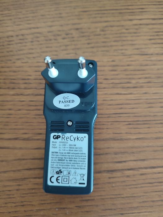 Carregador de pilhas