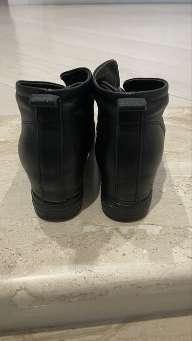 Ботінки демесезоні 37 р