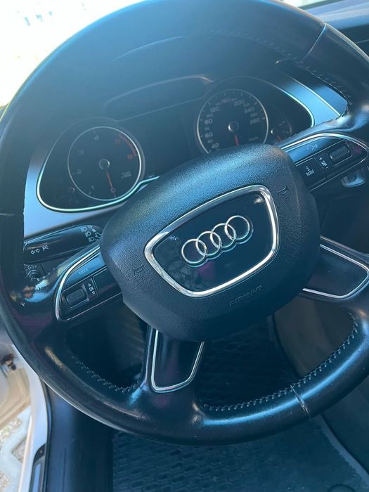 Sprzedam Audi A4 B8