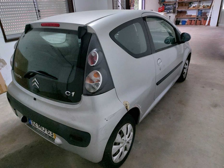 Automóvel Citroen C1 - 2011