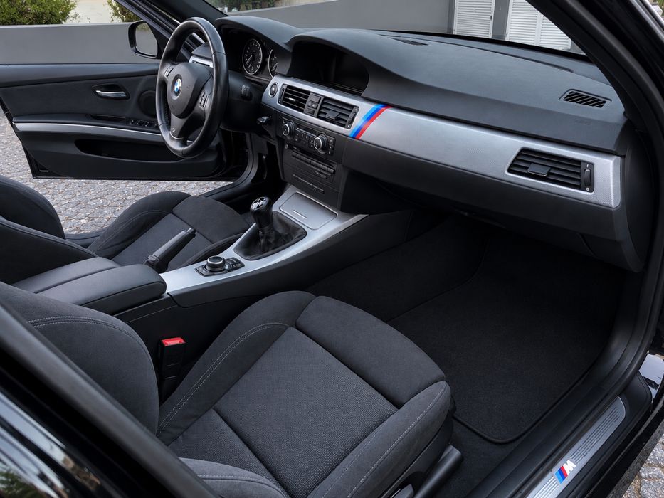 BMW 318d Pack M completo