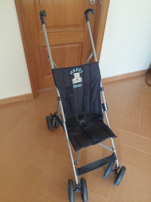 Vendo carrinho de bebé em perfeito estado.