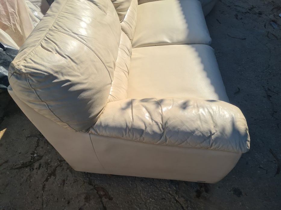 Sofá em cabedal usado