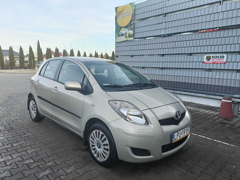 Toyota Yaris 2010r