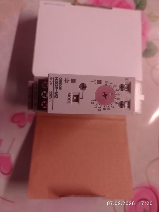 Реле часу Omron H3DE