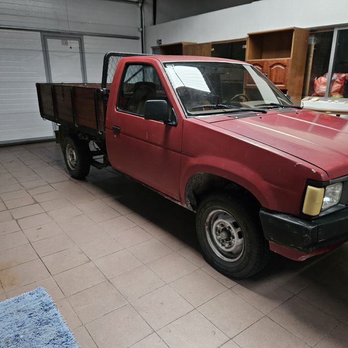 Nissan D21  3 lugares