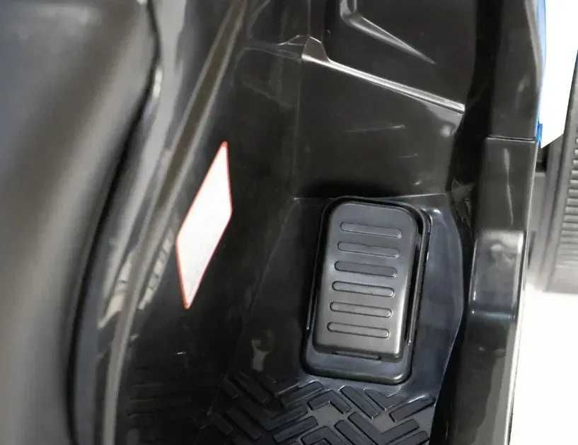 Електромобіль дитячий. Електроквадрацикл. Дитячий електромобіль.