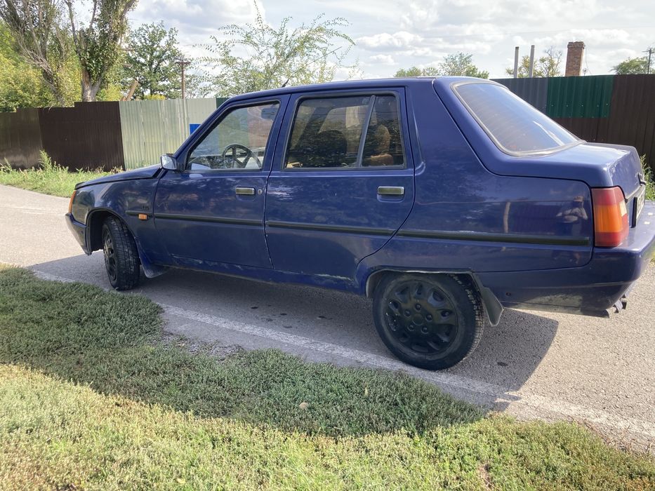 Продам zaz slavuta