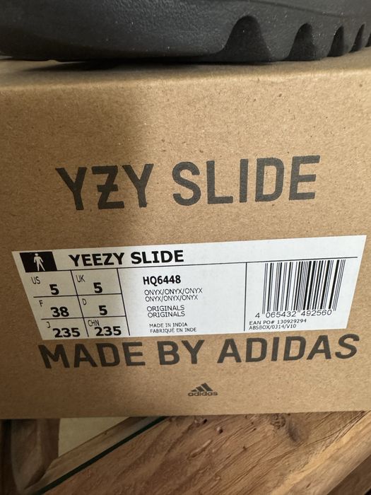 Yeezy SLIDE r. 38