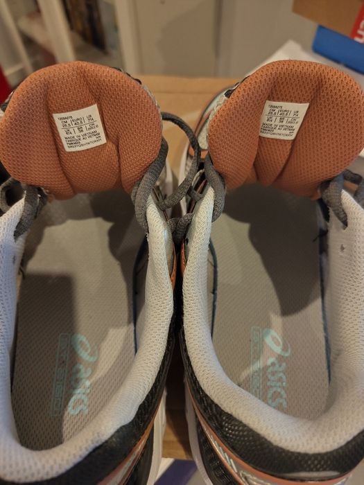 Tênis ASICS GT-2160 nunca usados tamanho 40.5