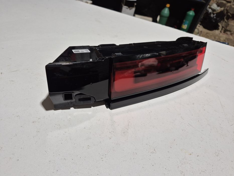 Range Rover Sport III 3. Lampa tylna prawa LED. L461RL. Europa