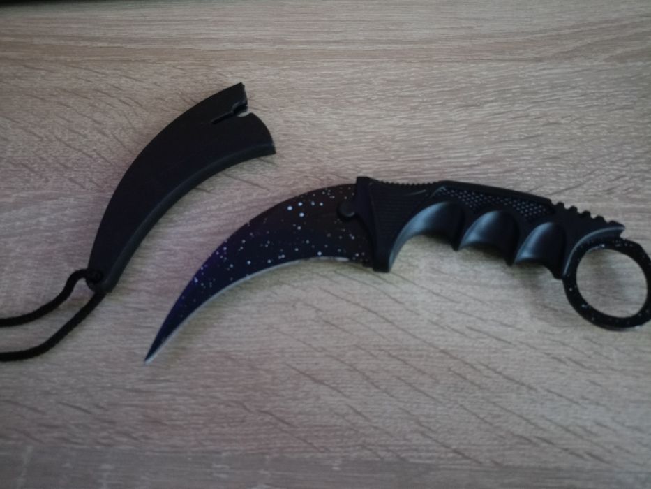 Nóż Karambit-Dark sky