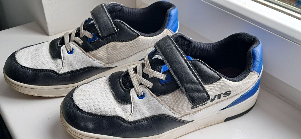 Buty sneakersy Levi's rozmiar 39