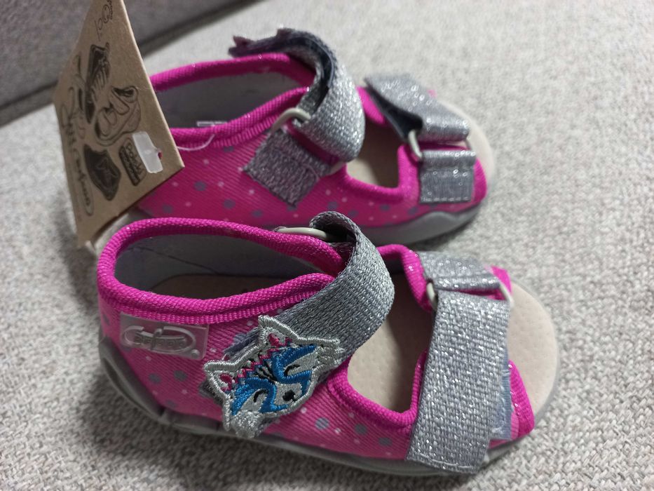 NOWE kapcie BEFADO roz. 18