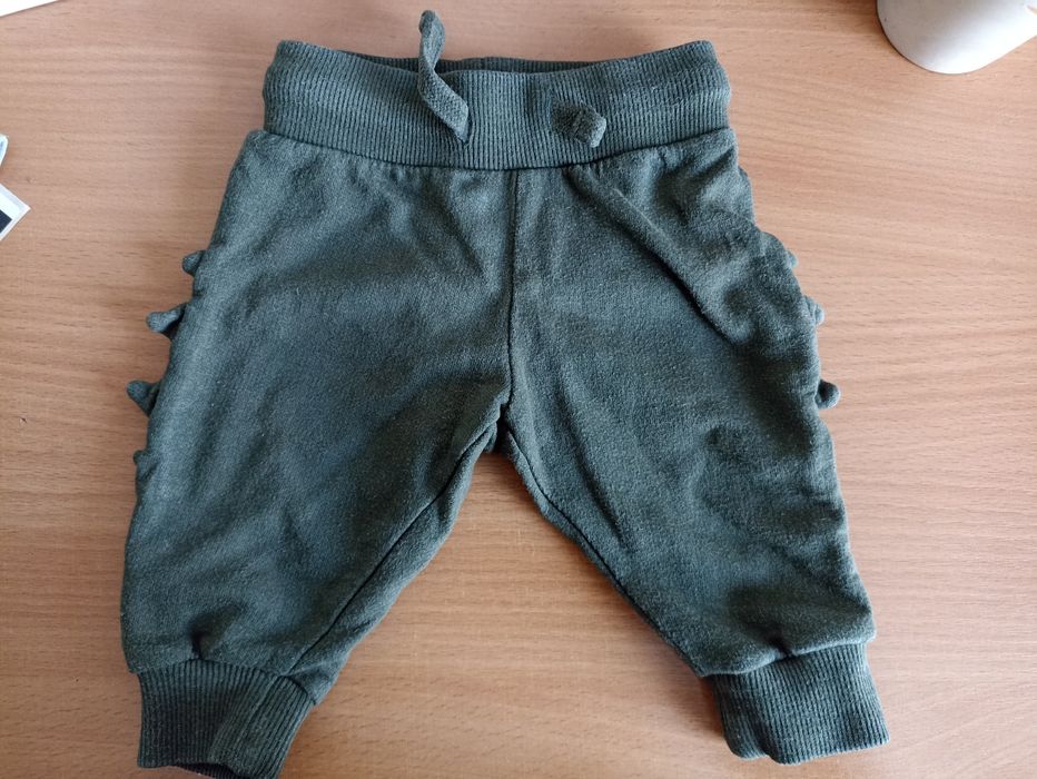 Spodnie chłopięce 62 Sinsay