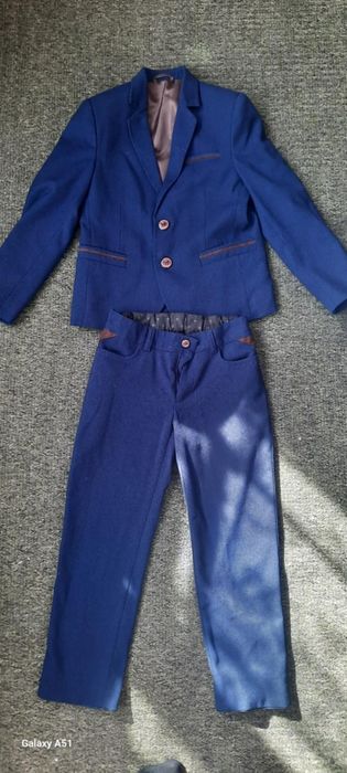 Класичний костюм 122р.