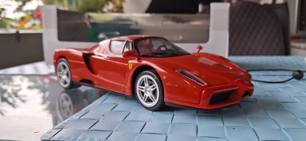 Ferrari Enzo Silverlit