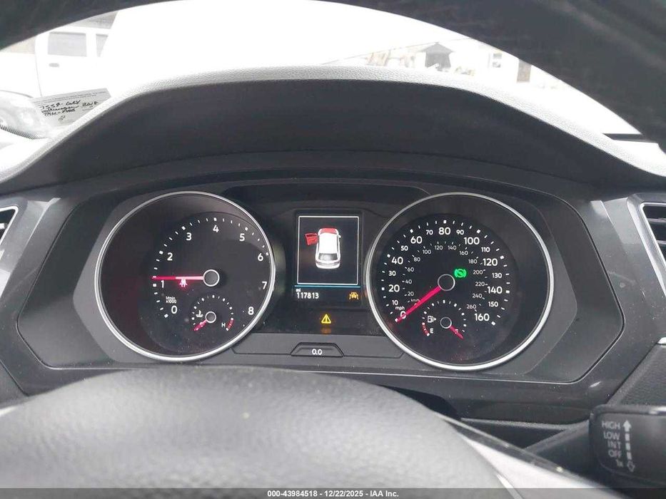 VOLKSWAGEN Tiguan SE, 2017