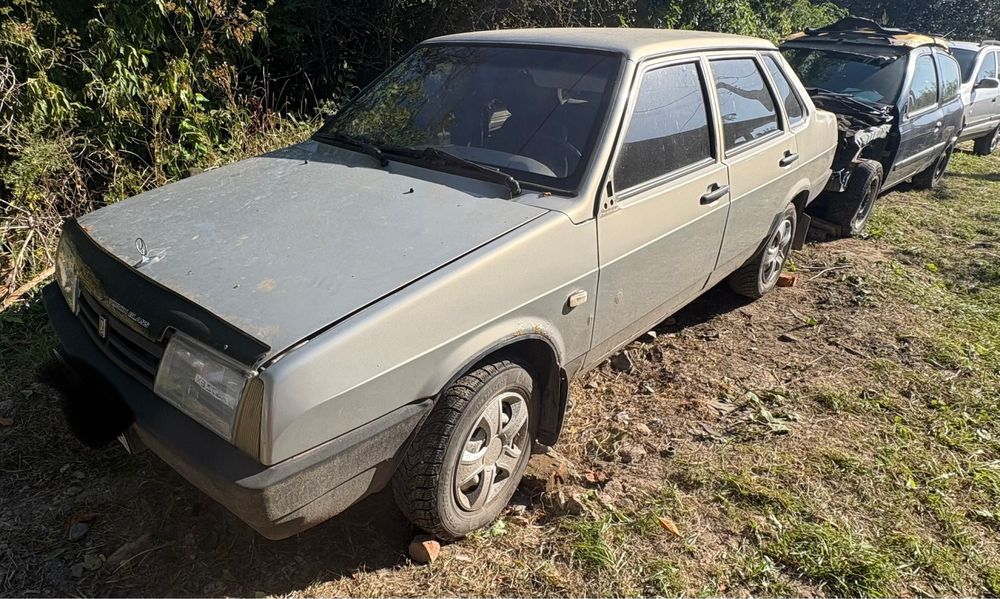 Ваз 21099 1.6 інжектор 2007-2011 є все