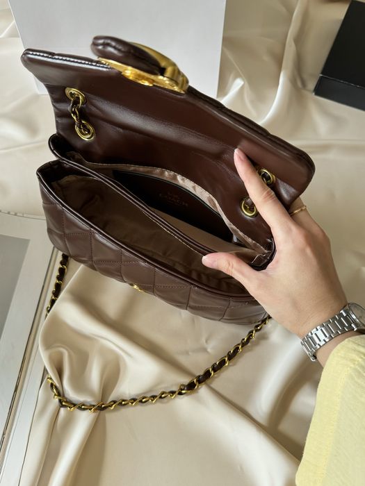 Жіноча сумка Coach tabby на ланцюжку кроссбоди женская сумка коричневая коуч клатч на цепочке