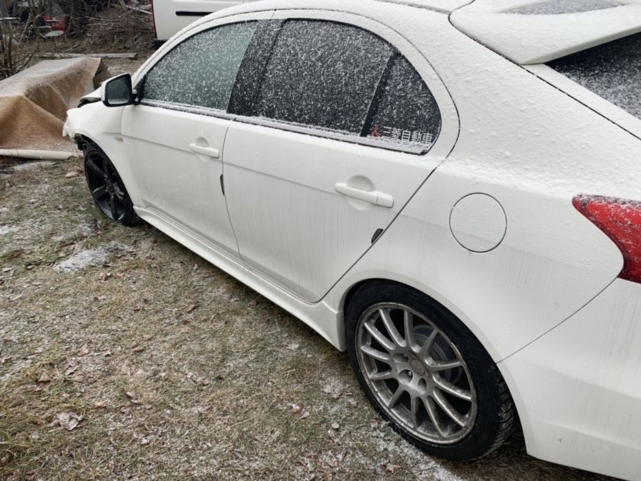 Lancer sb/sedan X evo ralliart czesci karoseria drzwi zderzak