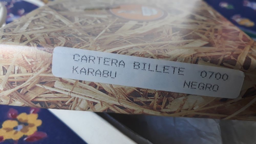 Carteira em Pele Bolero