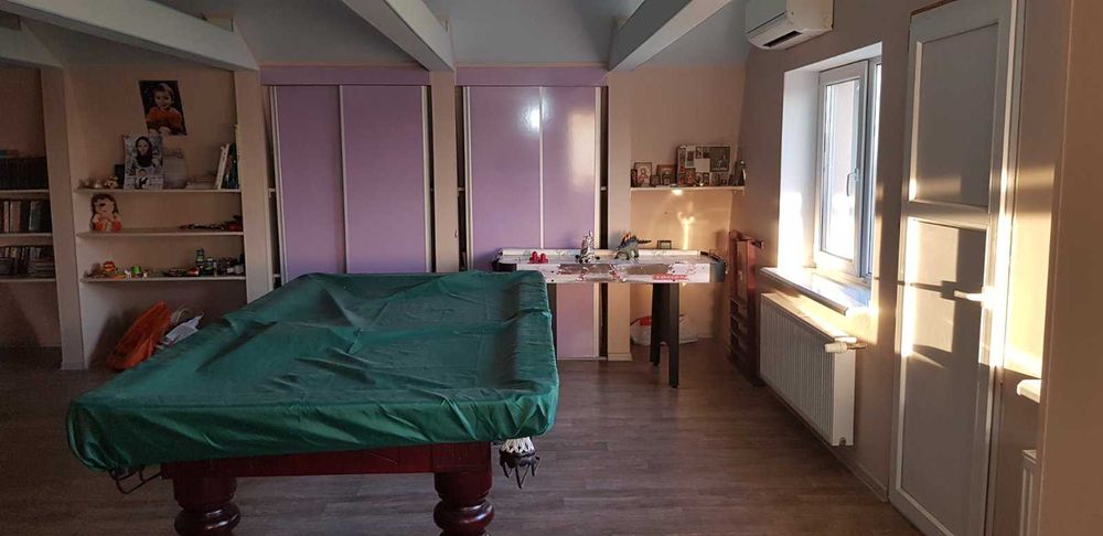 Продам Дом с ремонтом в Дергачах. 2 этажа, 156 м2, 12 соток. Баня. AN