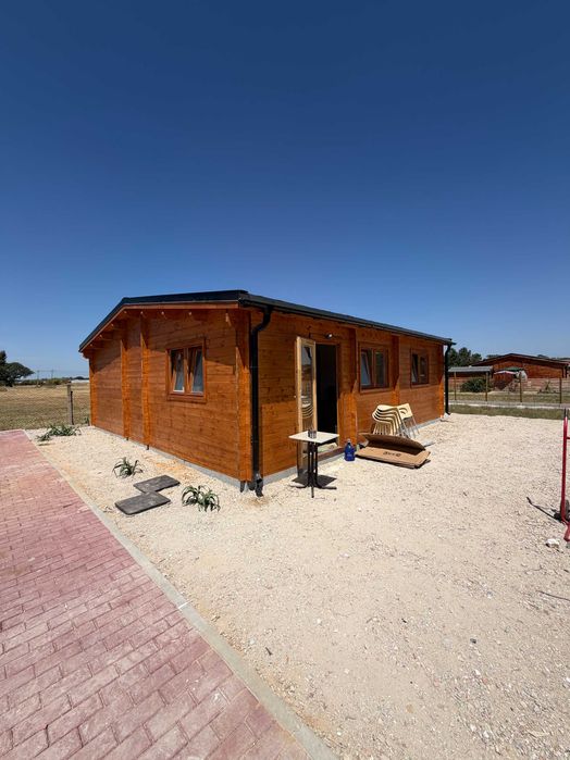 T2 em Madeira Off-Grid a Estrear
