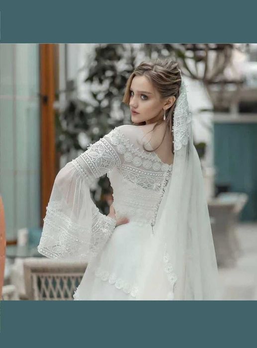 Сукня весільна плаття бохо кружево пряме довгий рукав +фата