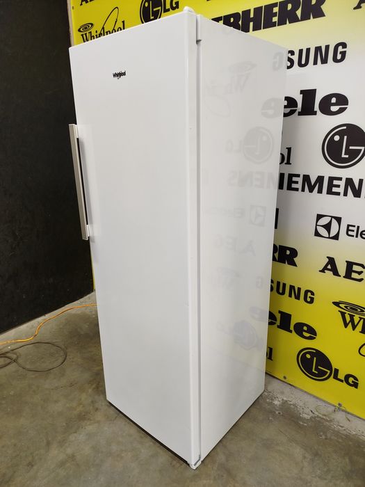 Морозильна камера фірми Whirlpool, NoFrost