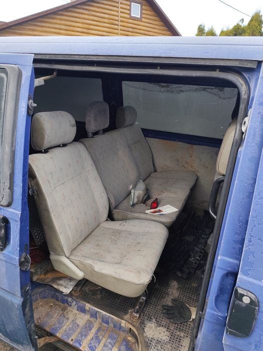 Вольсваген т 4 2,5 75кв максибаза