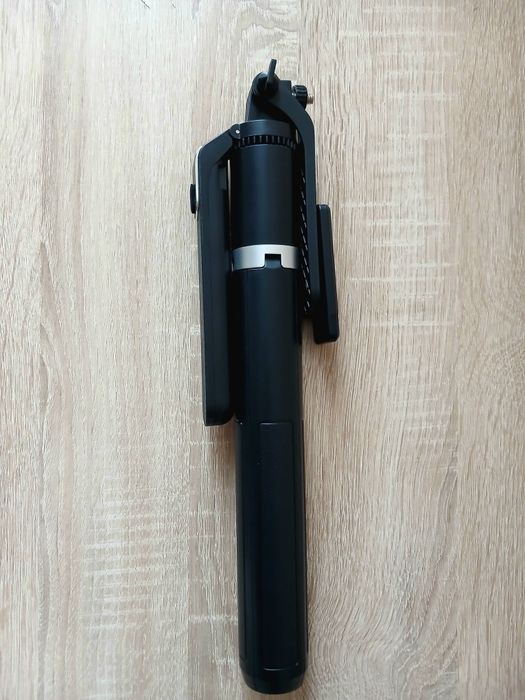 Trands Wireless Selfie Stick Tripod TR-P180