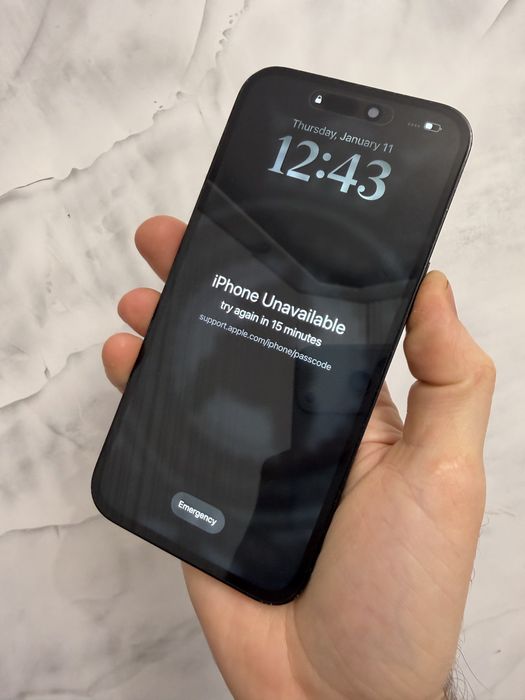 Iphone 14 pro max на запчастини. Айклауд