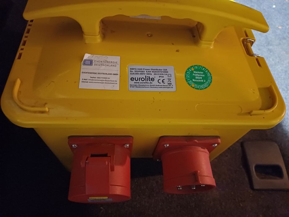 Dystrybutor napiecia Eurolite 32A