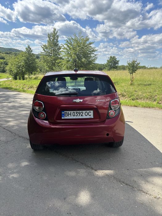 Chevrolet Sonik LT 2015