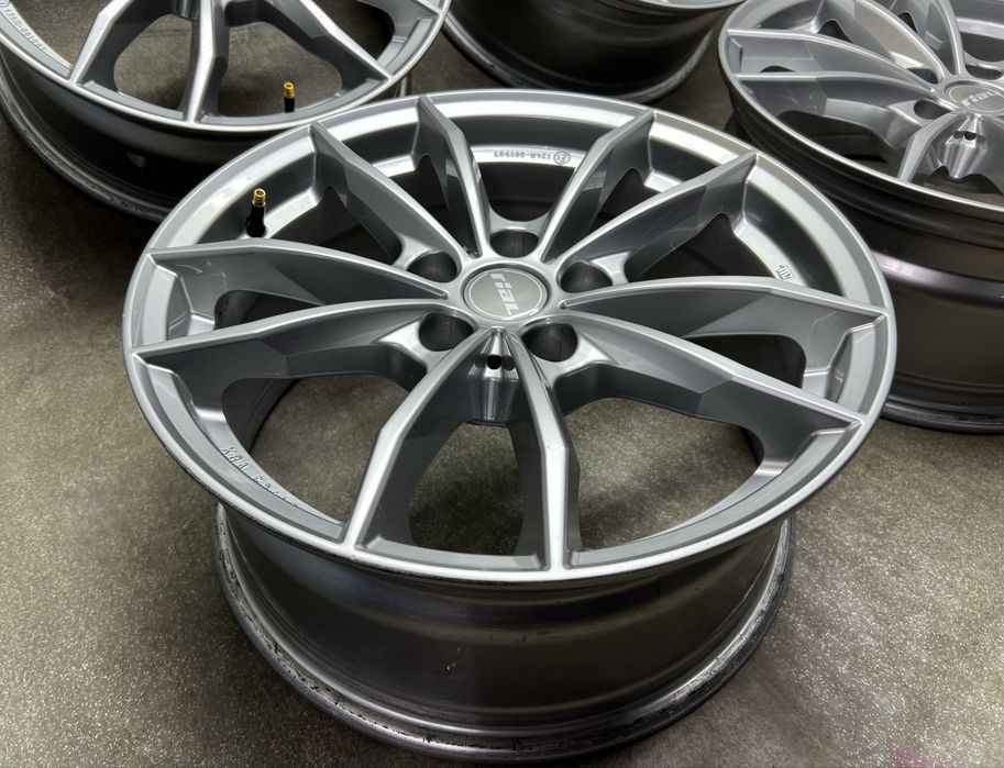 Диски Rial R17 5 112 et30 J7.5 VW Mercedes Audi a4 a6 q5 q3 golf E tiguan passat a7 C E class