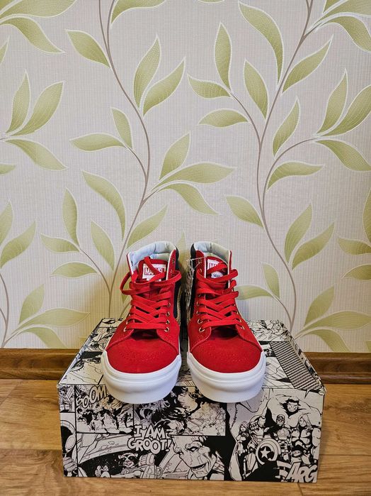 Кросівки Vans x Marvel Captain Marvel SK8-Hi