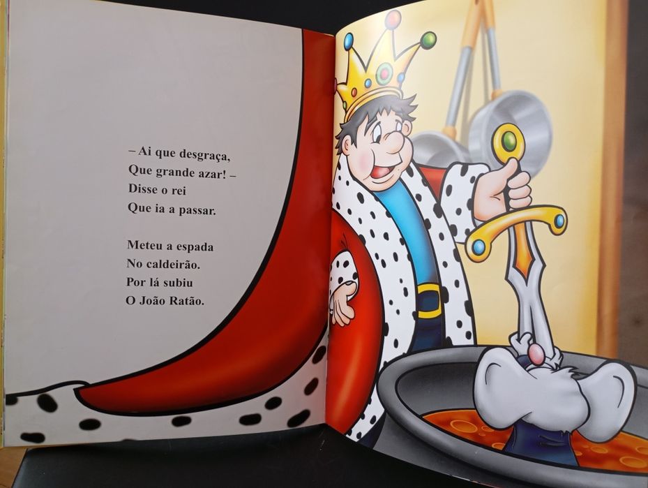 Livro " A carochinha e o João ratão"