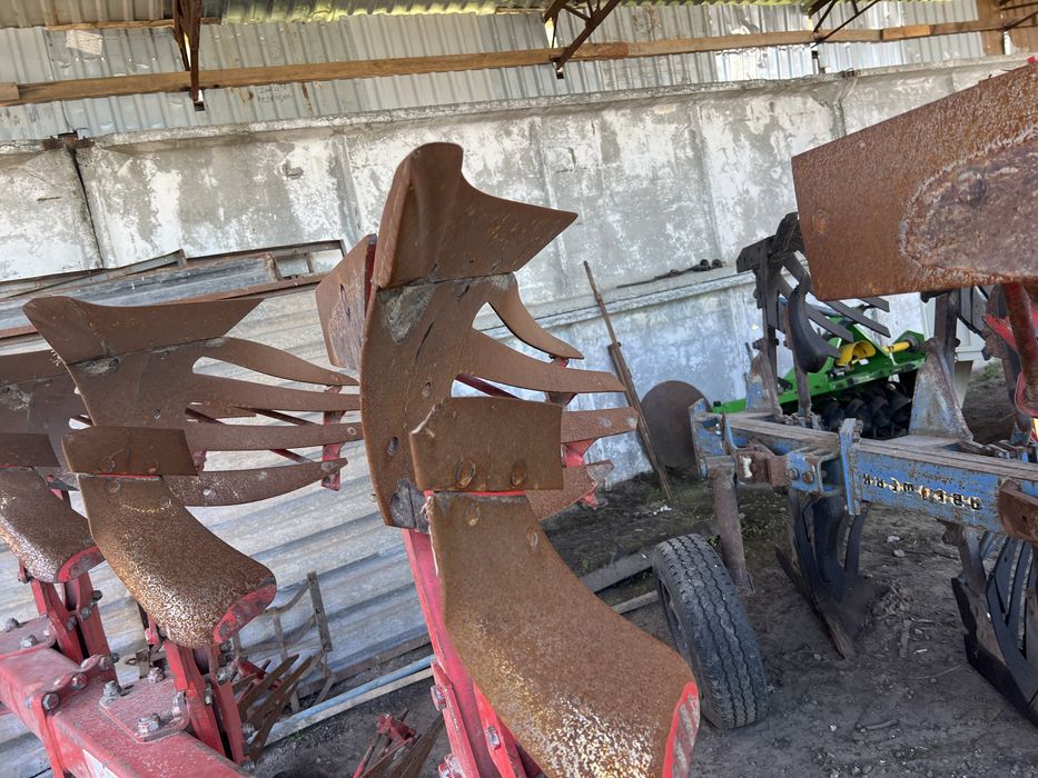 Плуг оптікон 4 корпуса