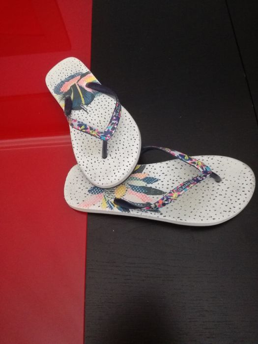 Chinelos menina  37/38