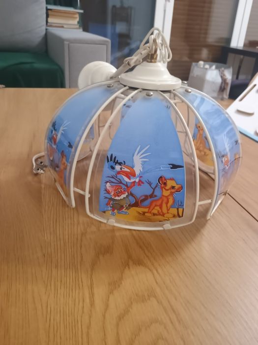 Lampa żyrandol klosz do pokoju dziecięcego król lew
