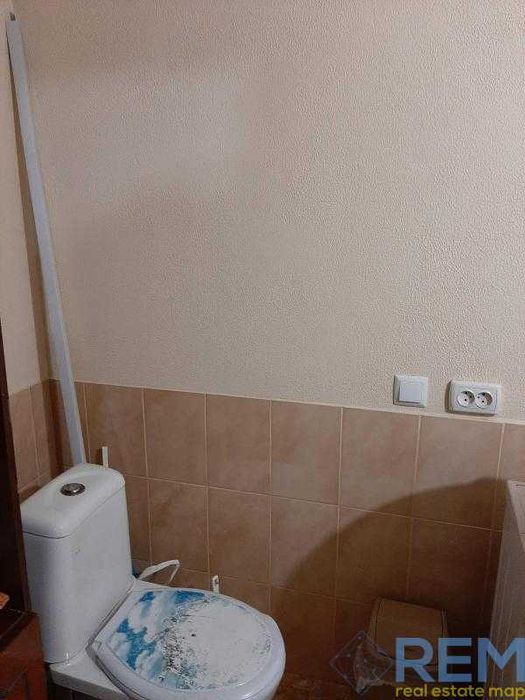 Продам великий дом з ремонтом, садом та всіма зручностями!