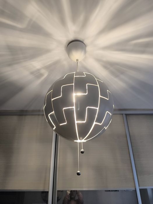 Lampa IKEA otwierana