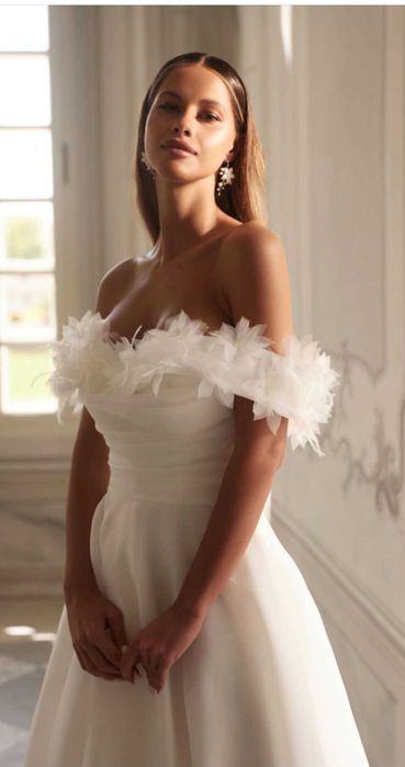Suknia ślubna Imara Gala organza lekka roz. 38 old money kwiaty 3D odpinanane