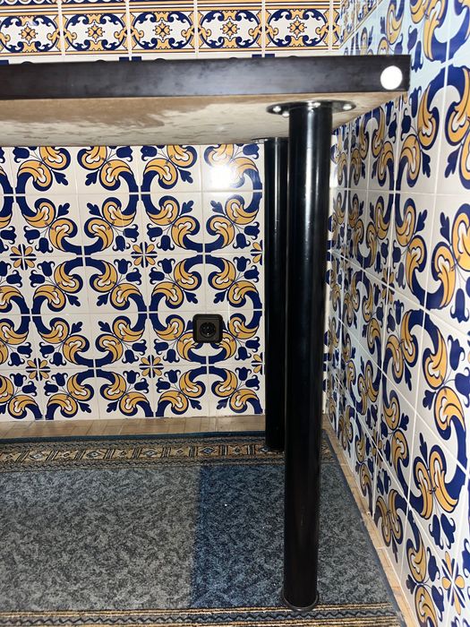 Secretária preta ikea