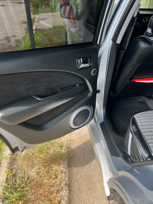 Митсубиси аутлендр турбо