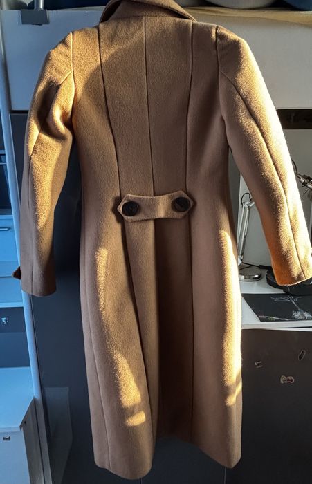 Płaszxz Lux Wear S camel dlugi
