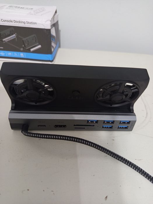 Stacja dokująca handheld  do konsol