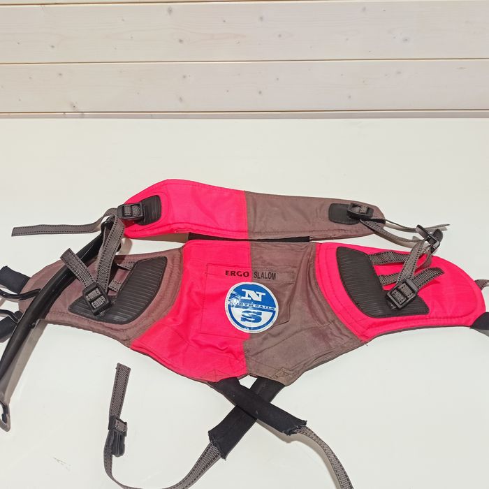 Trapez asekuracyjny do windsurfingu LS,stan bardzo dobry.