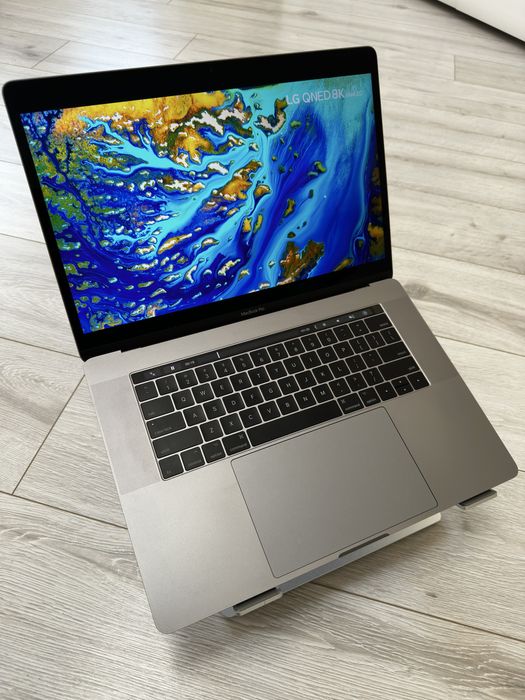 ГАРАНТІЯ MacBook Pro 15″ • 2TB SSD • Intel Core i7 • 16GB RAM